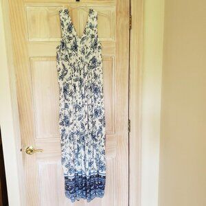 Lucky Brand , Blue & Soft White Print, Size M